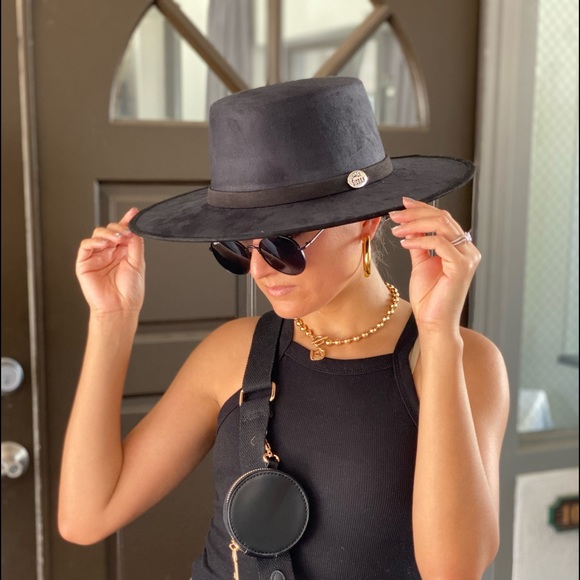 Melissa Cordobés Suede wide Brim Hat main image 13
